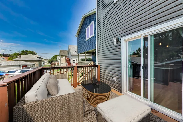 $627,500 | 1336 Wesley Avenue, Berwyn, IL 60402