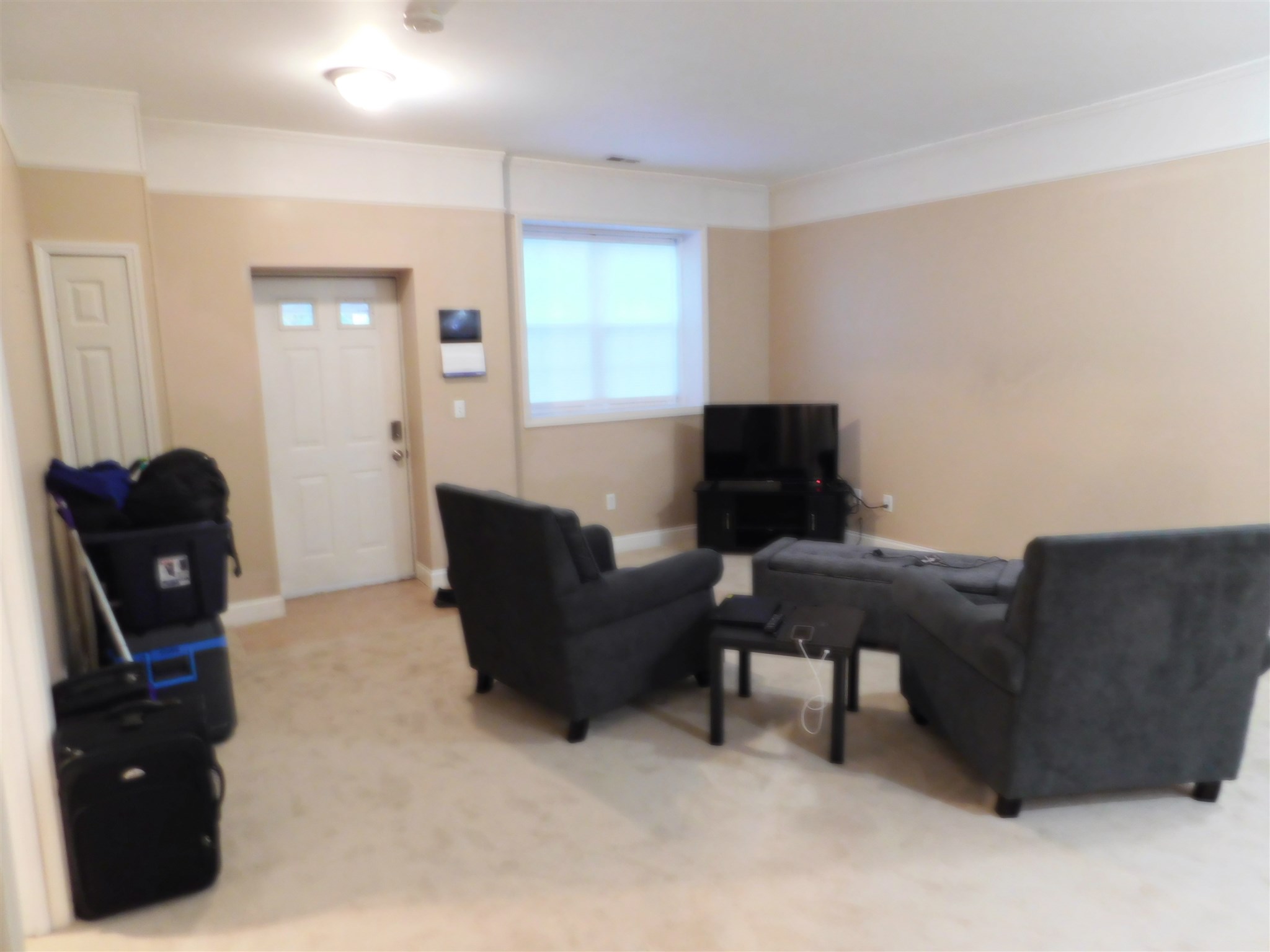 95 Court Street, Unit 2 Exeter, NH 03833 - Photo 3 of 5