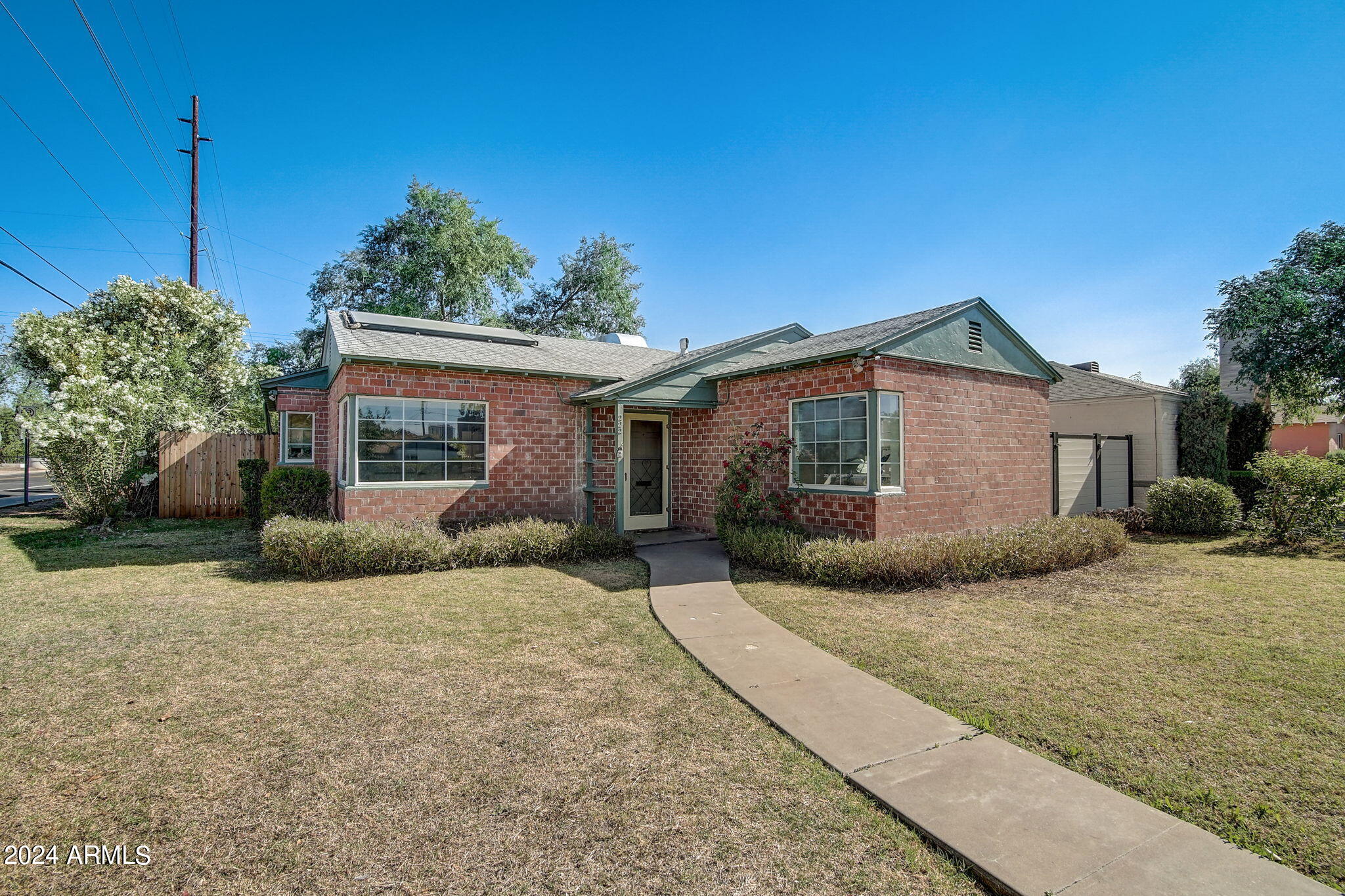 222 West Roma Avenue Phoenix, AZ 85013 - Photo 1 of 30 W Roma Ave-004