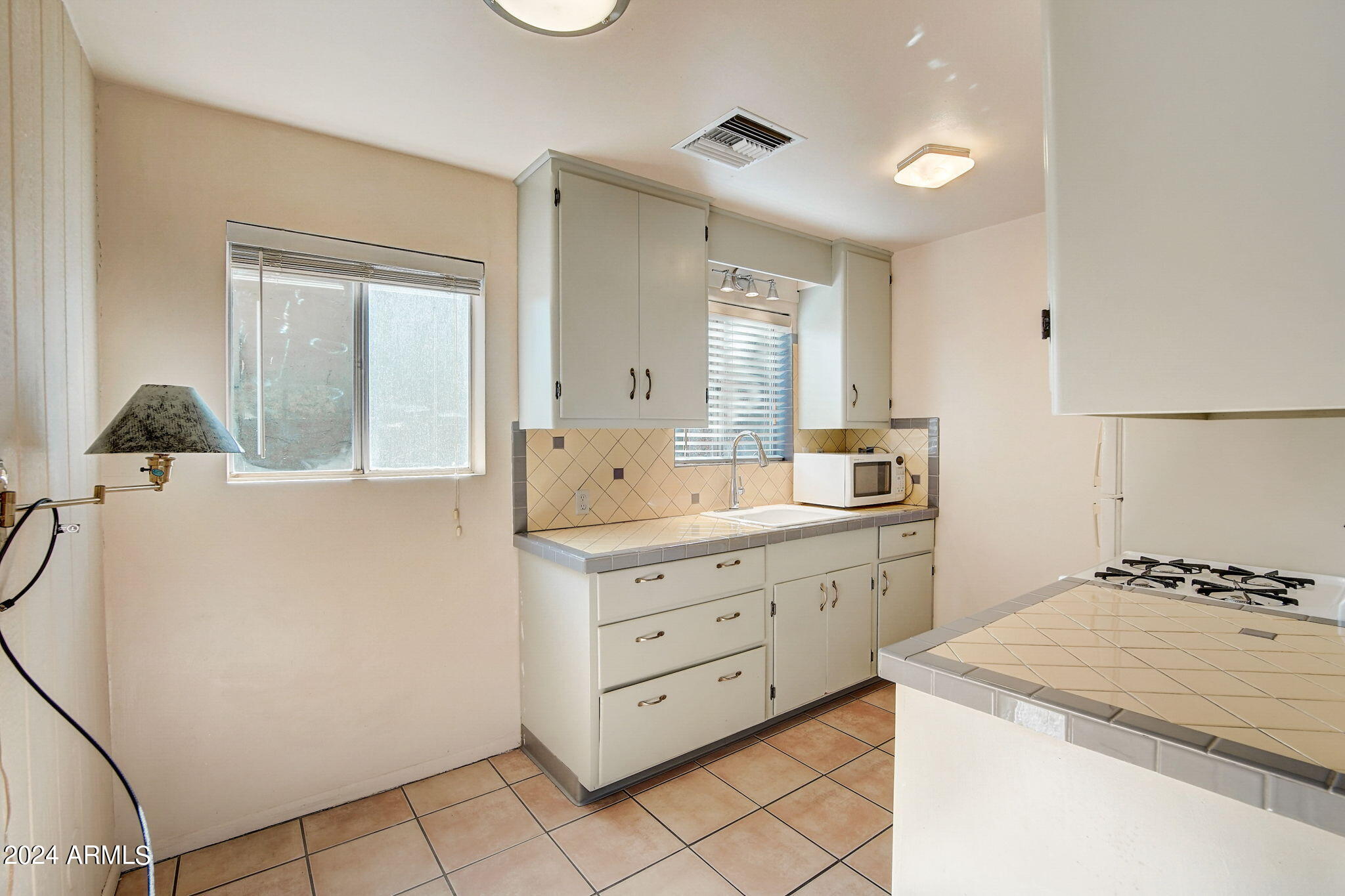 222 West Roma Avenue Phoenix, AZ 85013 - Photo 29 of 30 W Roma Ave-024