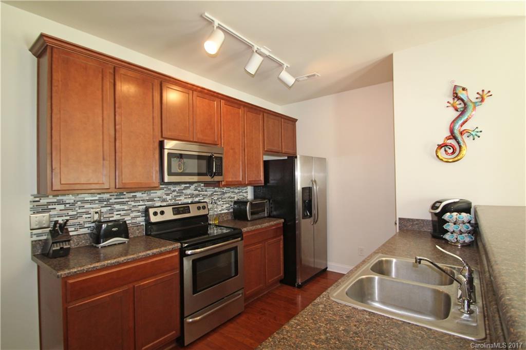 11008 Greenhead View Road Charlotte, NC 28262 - Photo 7 of 21 Gallery Image 7
