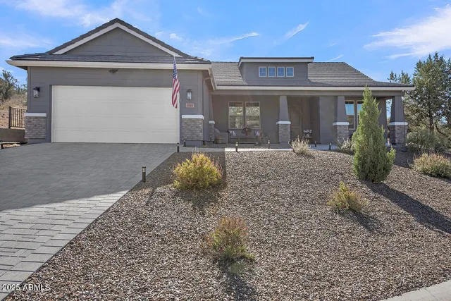 $519,900 | 6095 North Stratford Court, Rimrock, AZ 86335