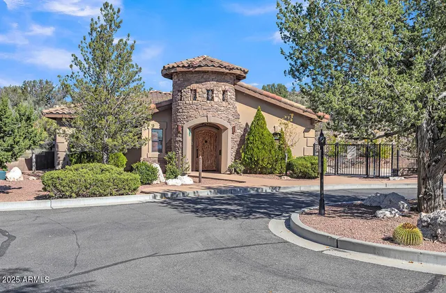 $519,900 | 6095 North Stratford Court, Rimrock, AZ 86335