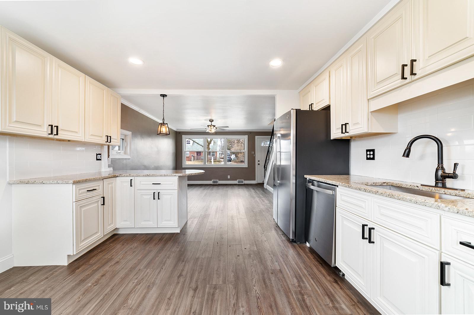107 Roberts Road Brookhaven, PA 19015 - Photo 15 of 47 Gallery Image 15