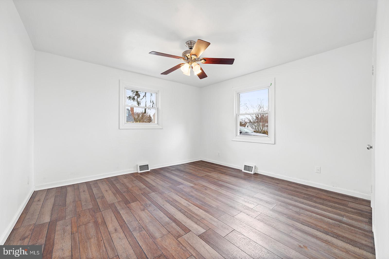 107 Roberts Road Brookhaven, PA 19015 - Photo 20 of 47 Gallery Image 20