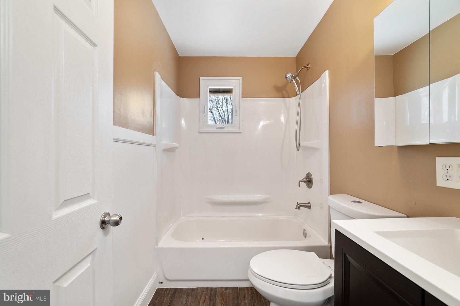 107 Roberts Road Brookhaven, PA 19015 - Photo 24 of 47 Gallery Image 24