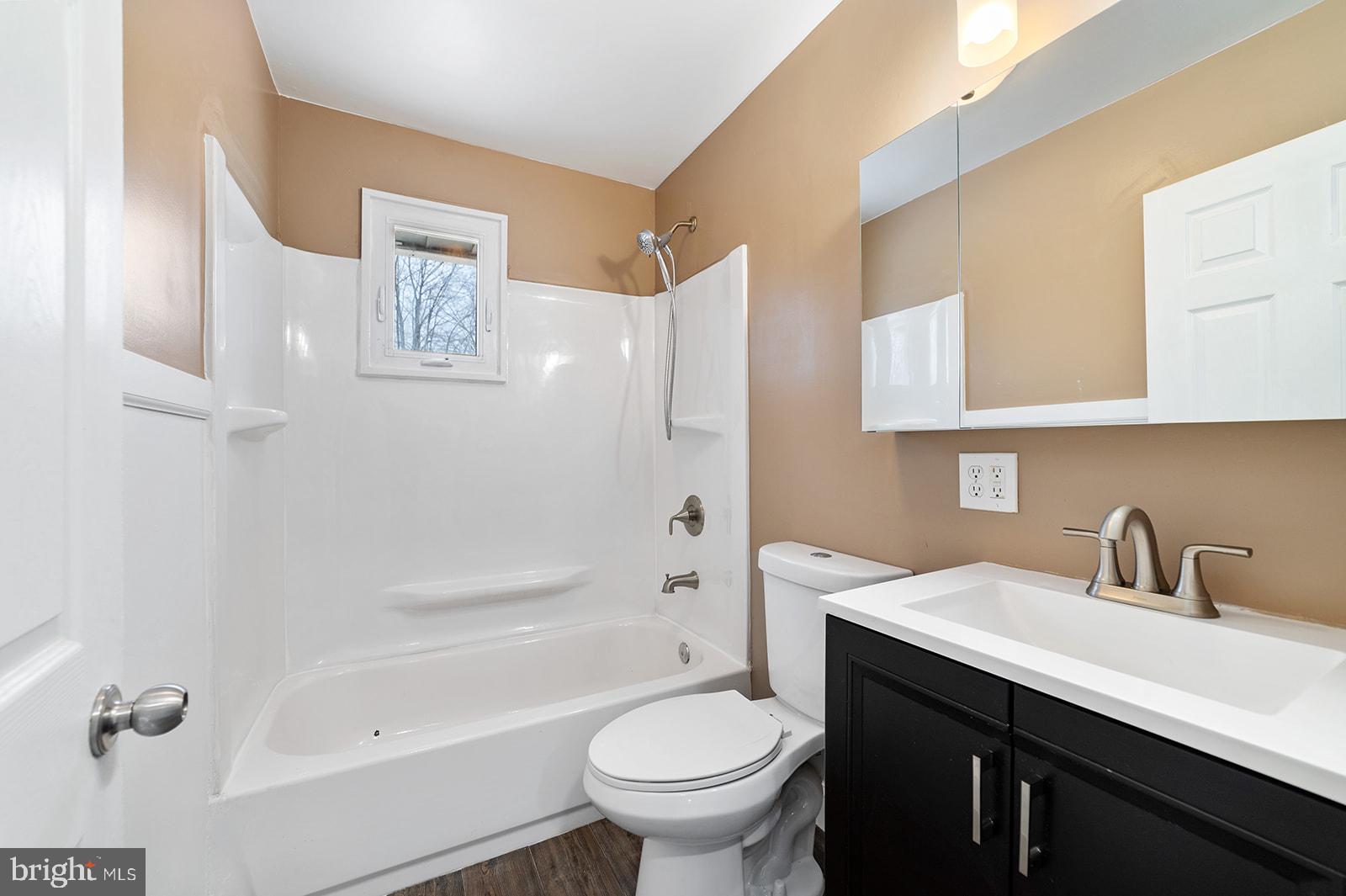 107 Roberts Road Brookhaven, PA 19015 - Photo 25 of 47 Gallery Image 25