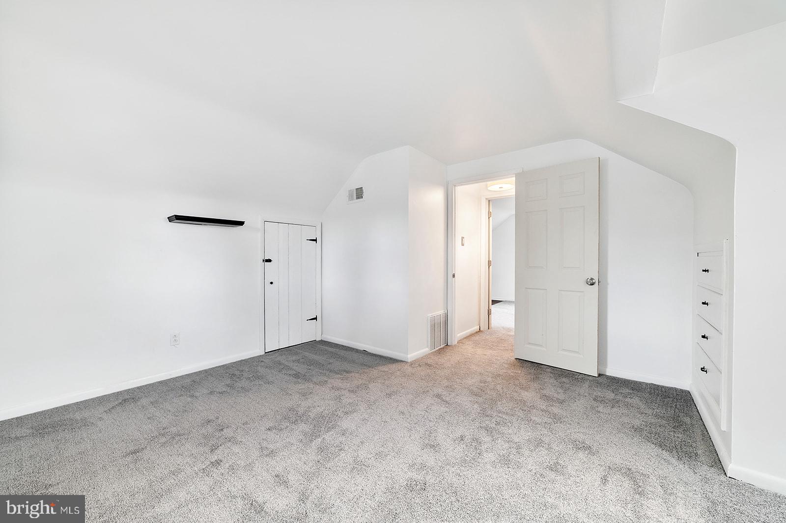 107 Roberts Road Brookhaven, PA 19015 - Photo 31 of 47 Gallery Image 31