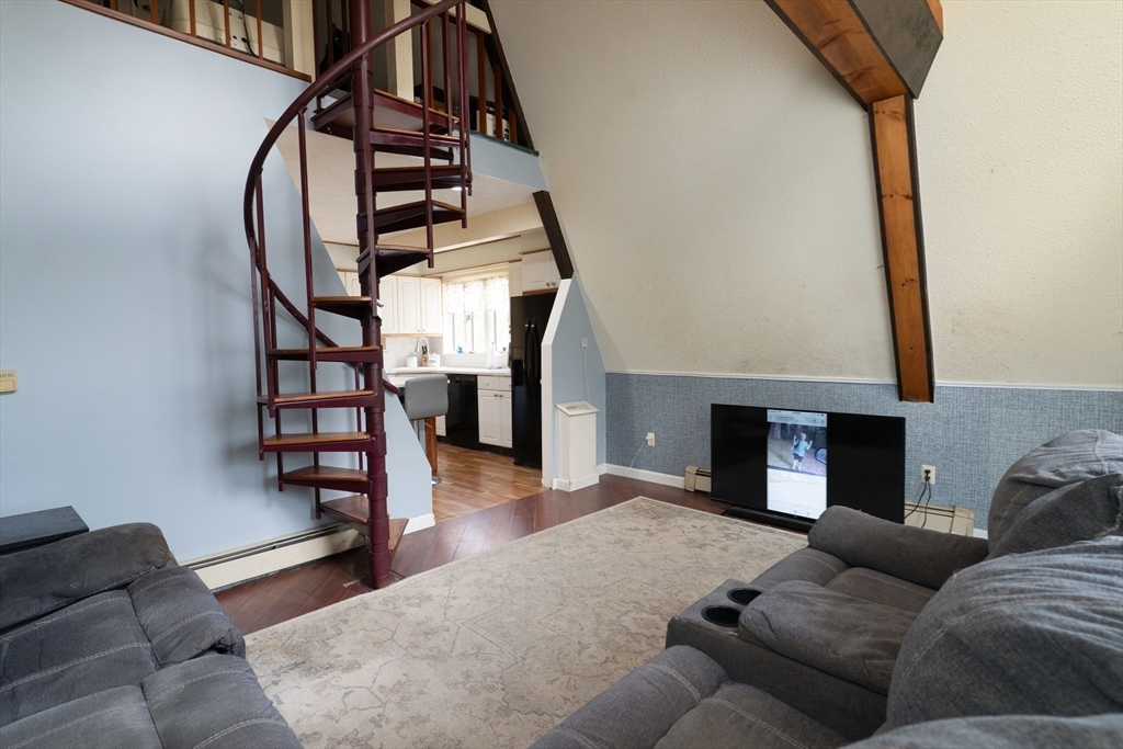 68 Lyon Road West Brookfield, MA 01585 - Photo 21 of 40