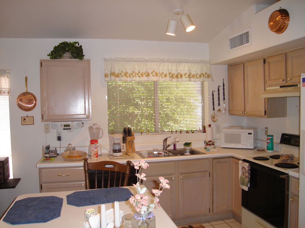 16634 North 35th Street Phoenix, AZ 85032 - Photo 11 of 26 KITCHEN -3