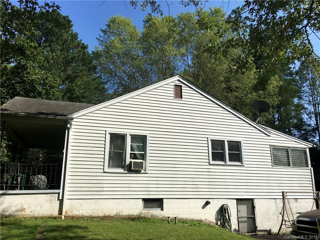 143 Liberty Road Candler, NC 28715 - Photo 3 of 6 Gallery Image 3
