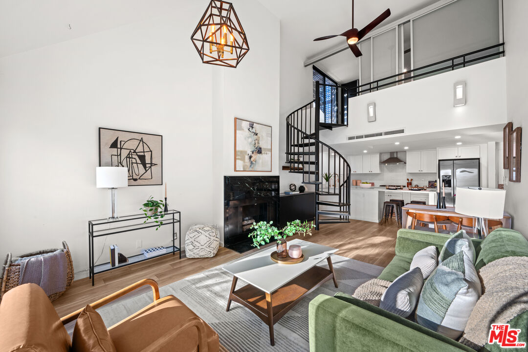 950 North Kings Road, Unit 342 West Hollywood, CA 90069 - Photo 10 of 48