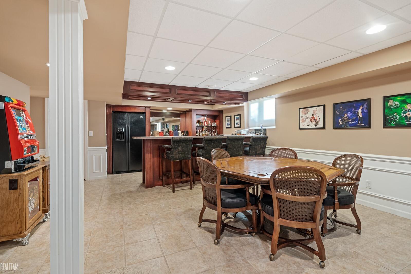 1028 Bloomview Circle Rochester, MI 48307 - Photo 32 of 44