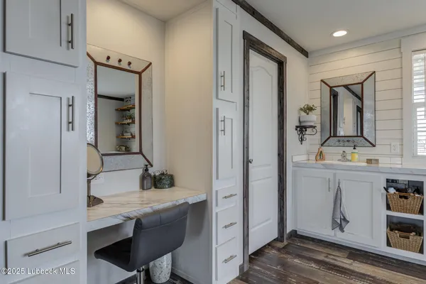 a view of an house with backyard space and balcony