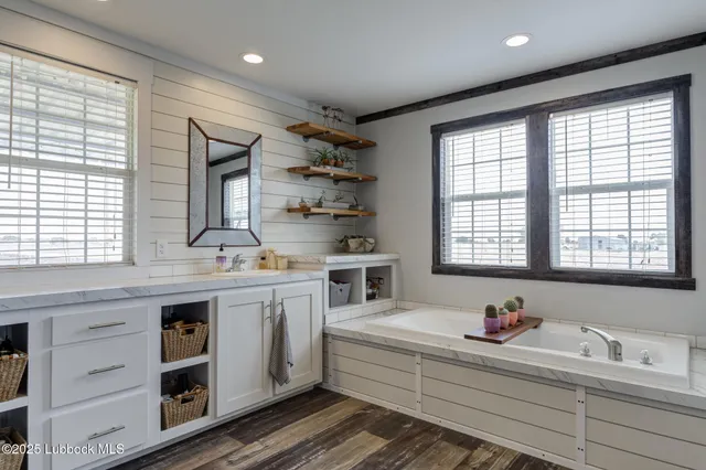 $360,000 | 10504 County Road 7000, Lubbock, TX 79407