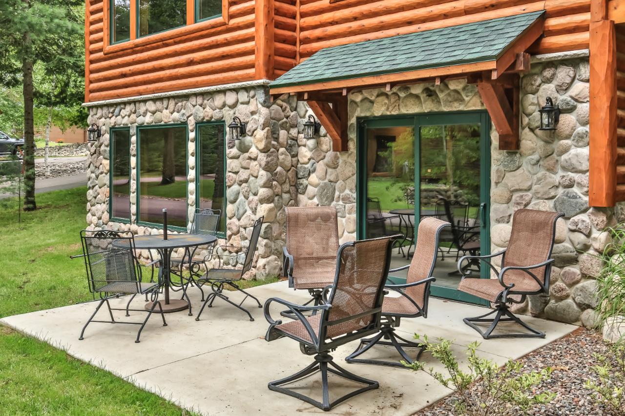 11577 Rustic Retreat Drive, Unit 10 Minocqua, WI 54548 - Photo 15 of 50 Gallery Image 15