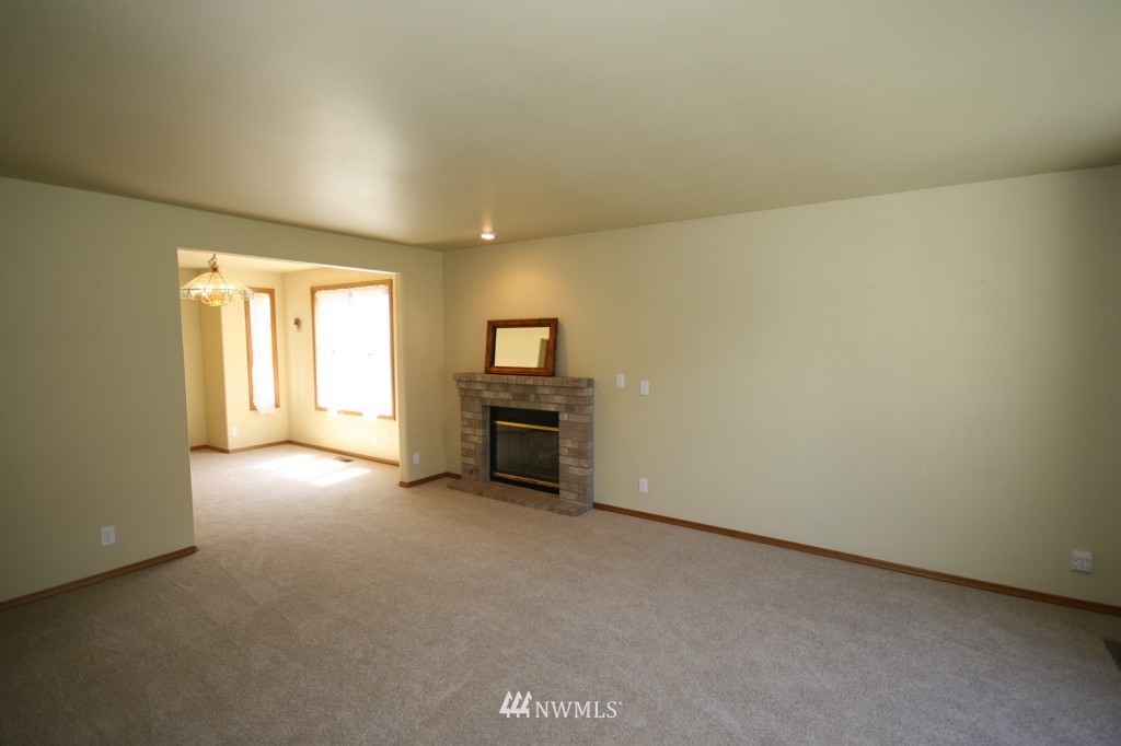 3900 Magrath Road Bellingham, WA 98226 - Photo 4 of 12