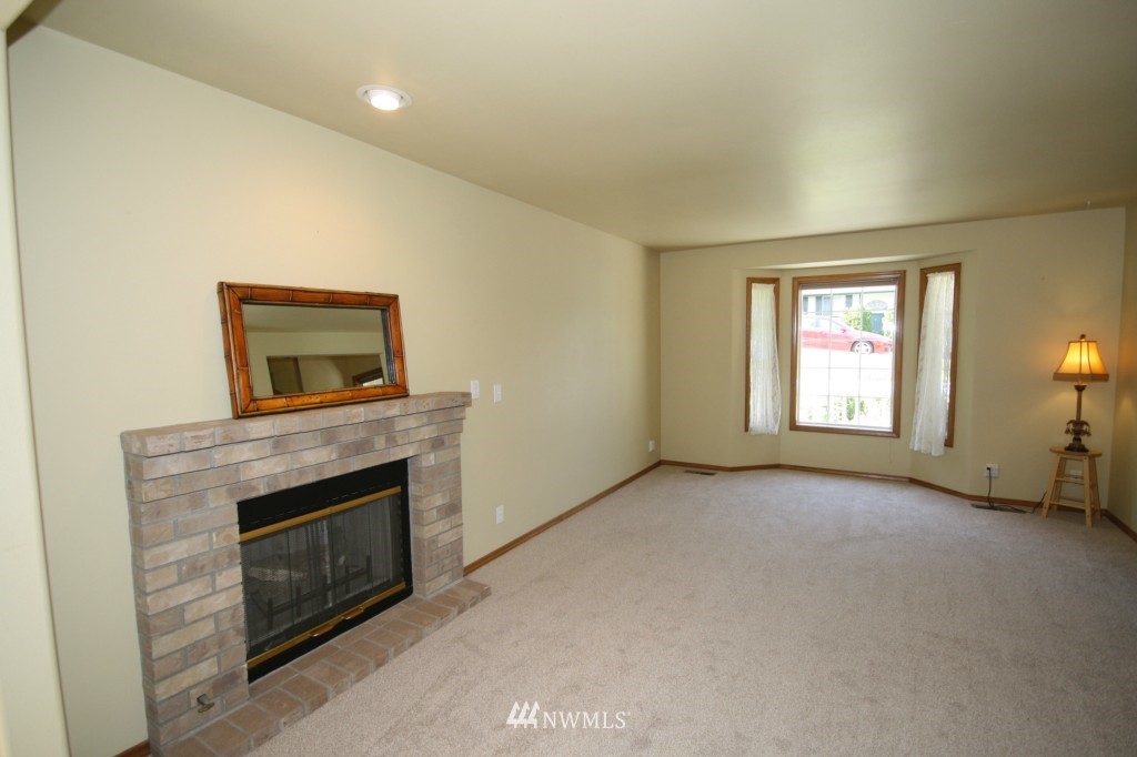 3900 Magrath Road Bellingham, WA 98226 - Photo 5 of 12