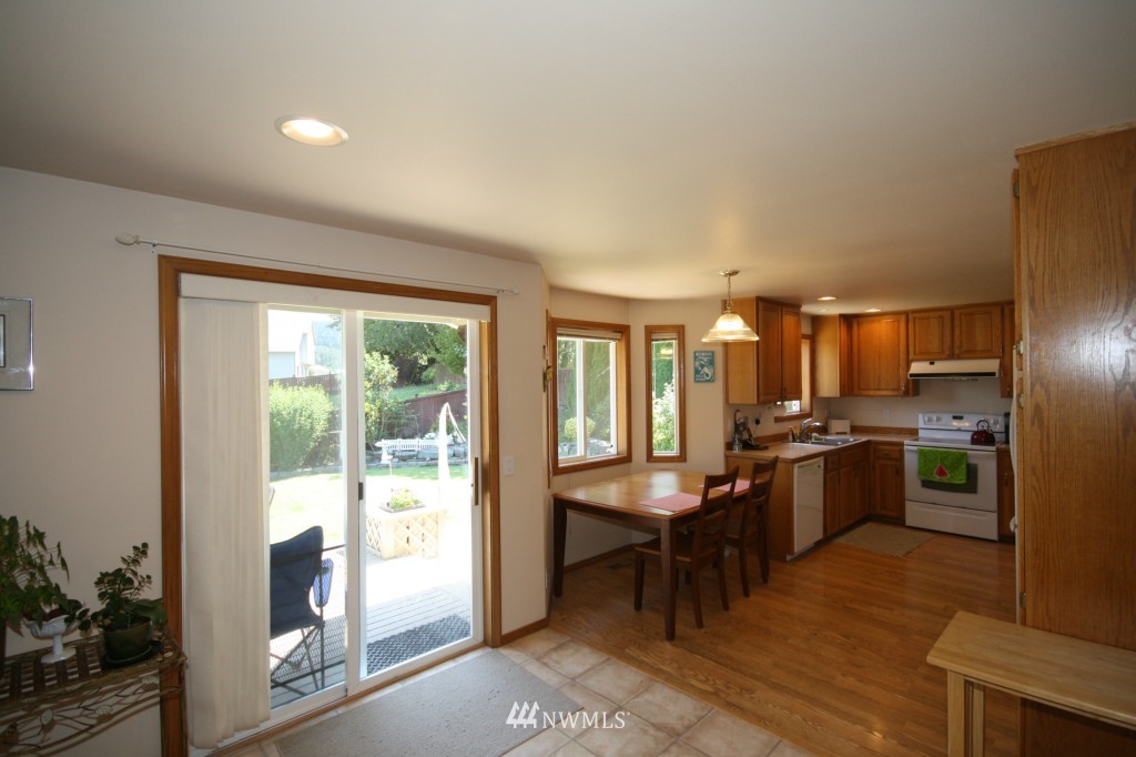 3900 Magrath Road Bellingham, WA 98226 - Photo 9 of 12