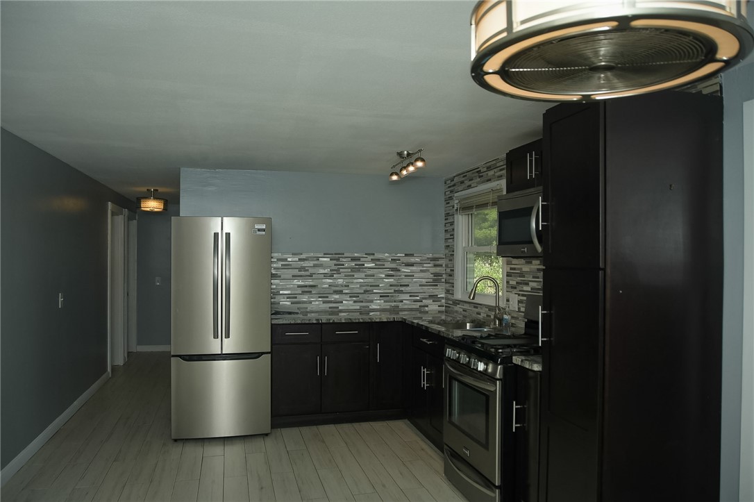 23 Perkins Street Warwick, RI 02886 - Photo 21 of 32