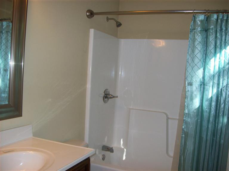 1979 Holly Grove Road Corbin, KY 40701 - Photo 14 of 22 Master Bath