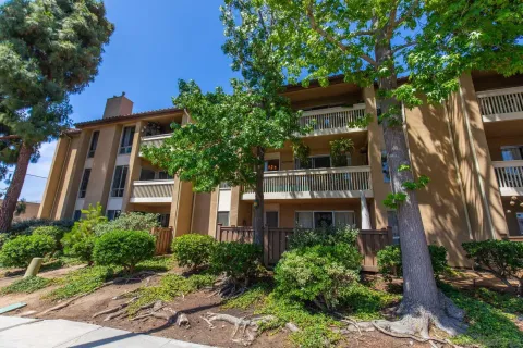 $599,000 | 4600 Lamont Street, Unit 212, San Diego, CA 92109
