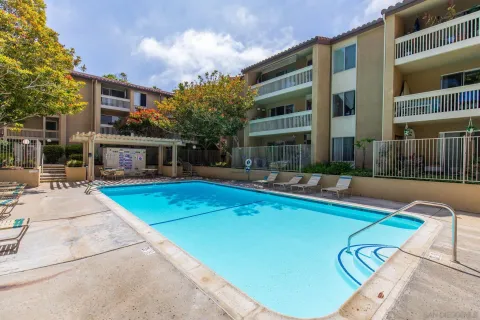$599,000 | 4600 Lamont Street, Unit 212, San Diego, CA 92109
