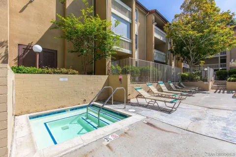 $599,000 | 4600 Lamont Street, Unit 212, San Diego, CA 92109