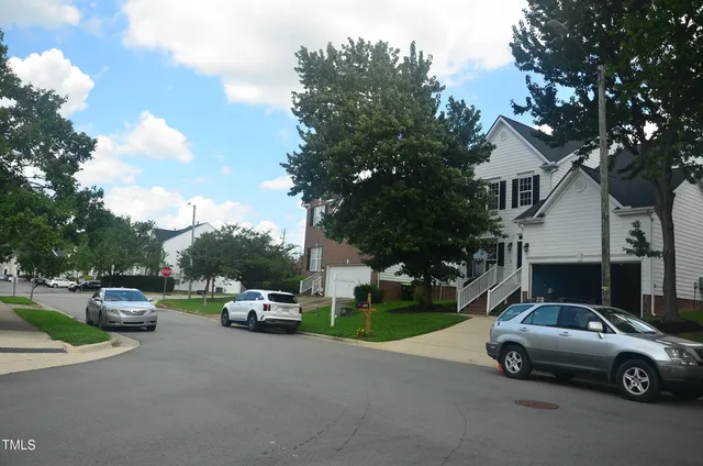 $440,000 | 105 Troyer Place, Apex, NC 27502