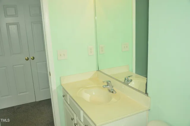 $440,000 | 105 Troyer Place, Apex, NC 27502