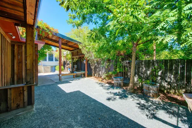 $1,399,000 | 1503 Tainter Street, St. Helena, CA 94574