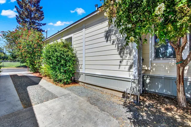 $1,399,000 | 1503 Tainter Street, St. Helena, CA 94574