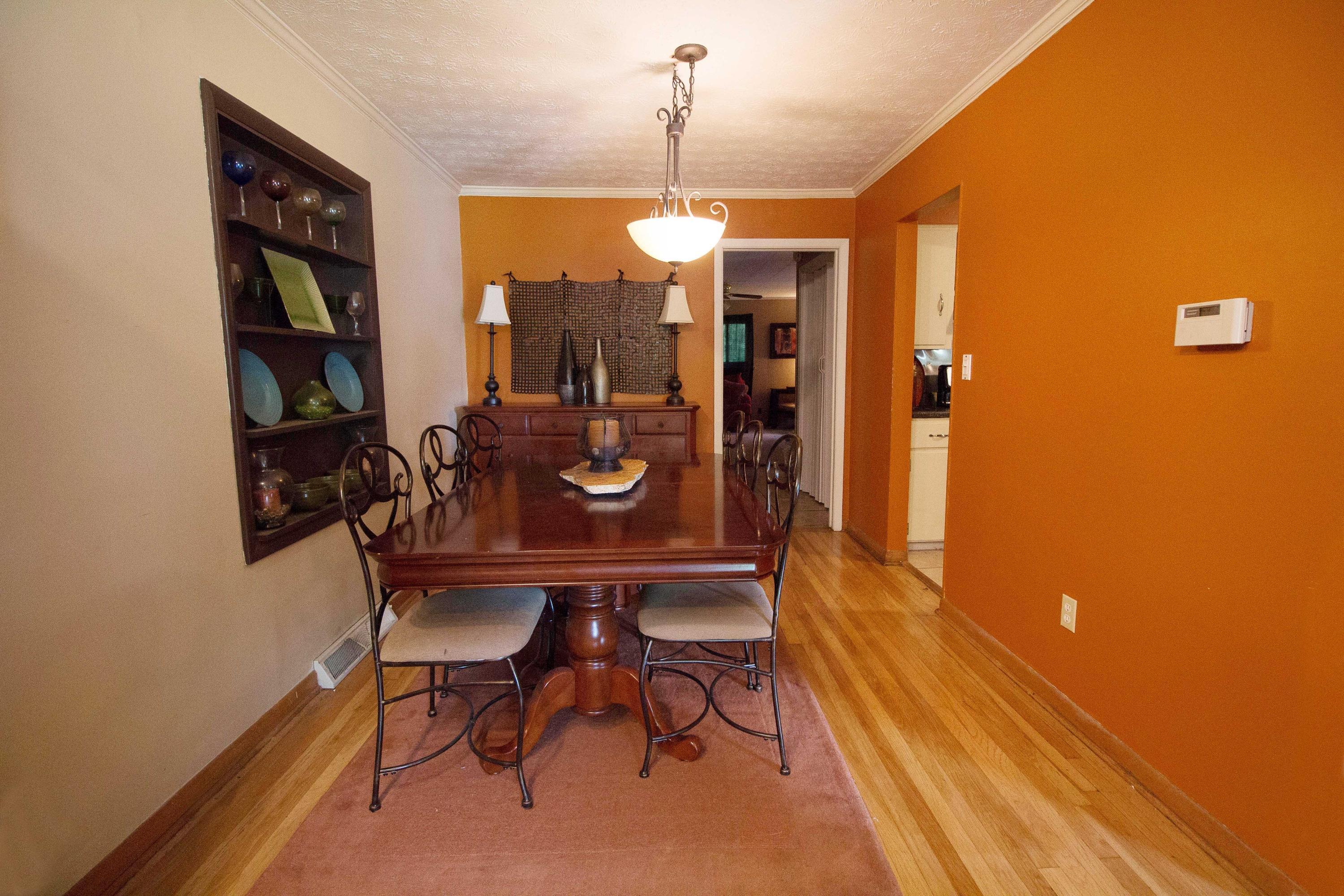 1394 Bryson Road Columbus, OH 43224 - Photo 5 of 20