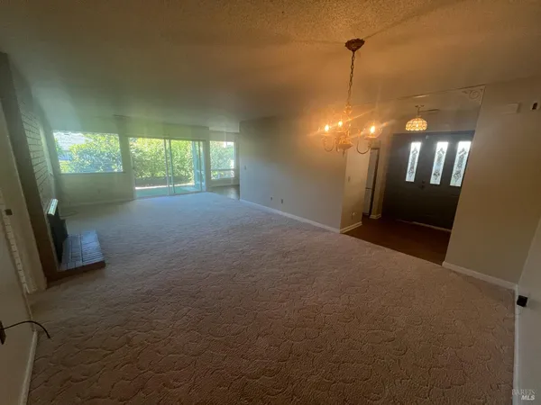 $2,700 | 341 Rockgreen Place, Santa Rosa, CA 95409