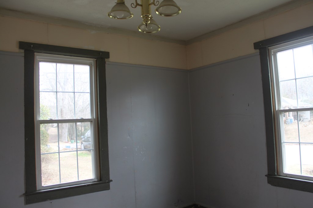 2 Wilson Street Manchester, GA 31816 - Photo 8 of 18 an empty room with a window