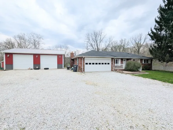 $389,900 | 9030 Highway 3, North Vernon, IN 47265