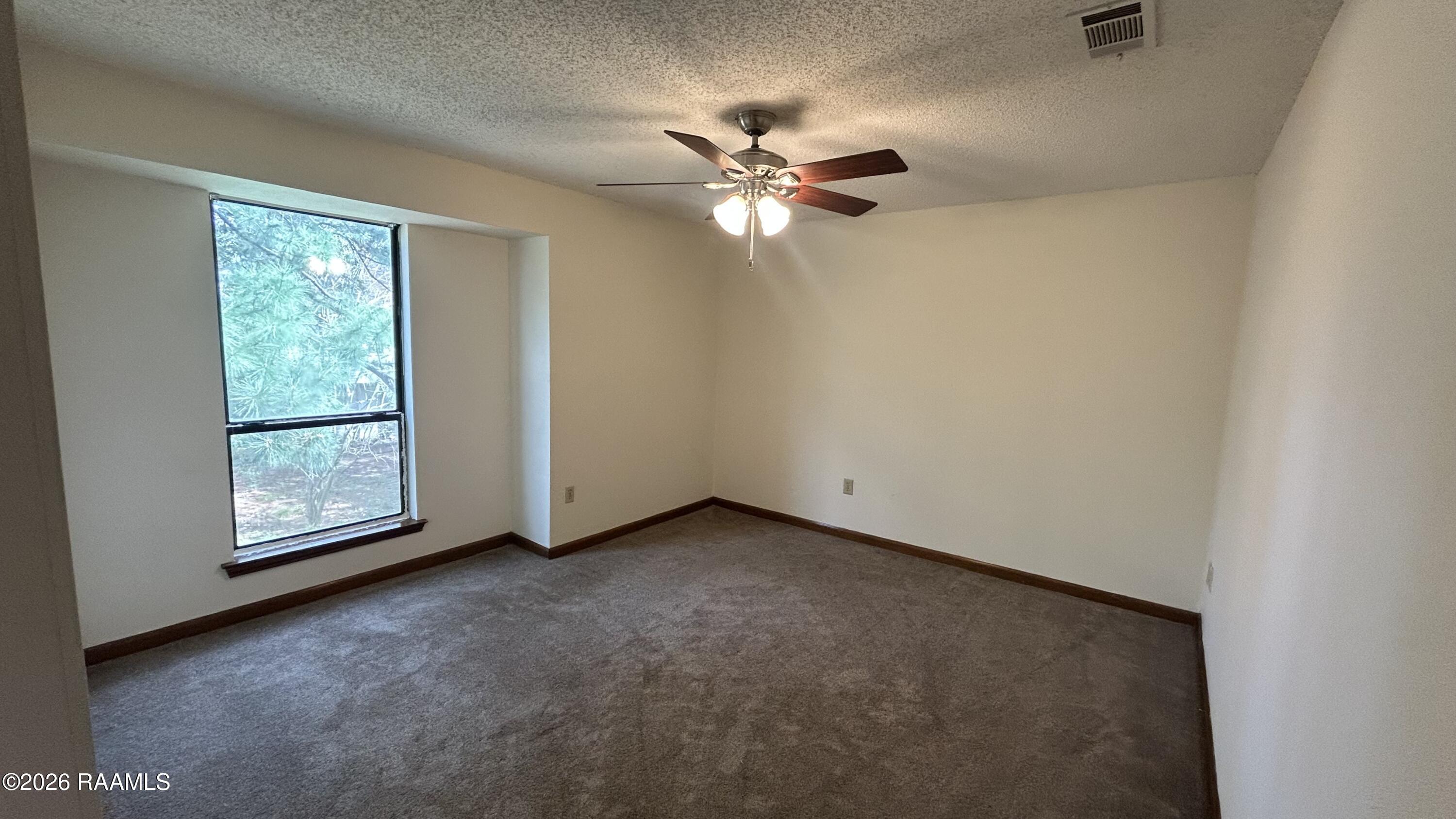 16633 West Missionary, Unit D Baton Rouge, LA 70807 - Photo 11 of 13 IMG_9180