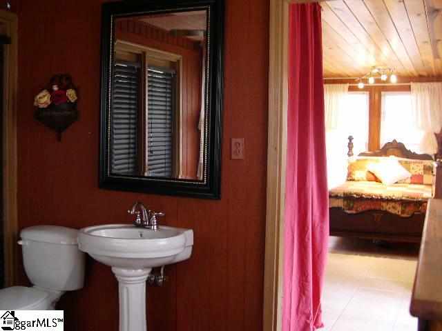 107 Rockcrest Ridge Cleveland, SC 29635 - Photo 13 of 25