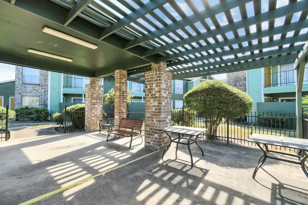 $718 | 7700 West Airport Boulevard, Unit 104, Houston, TX 77071