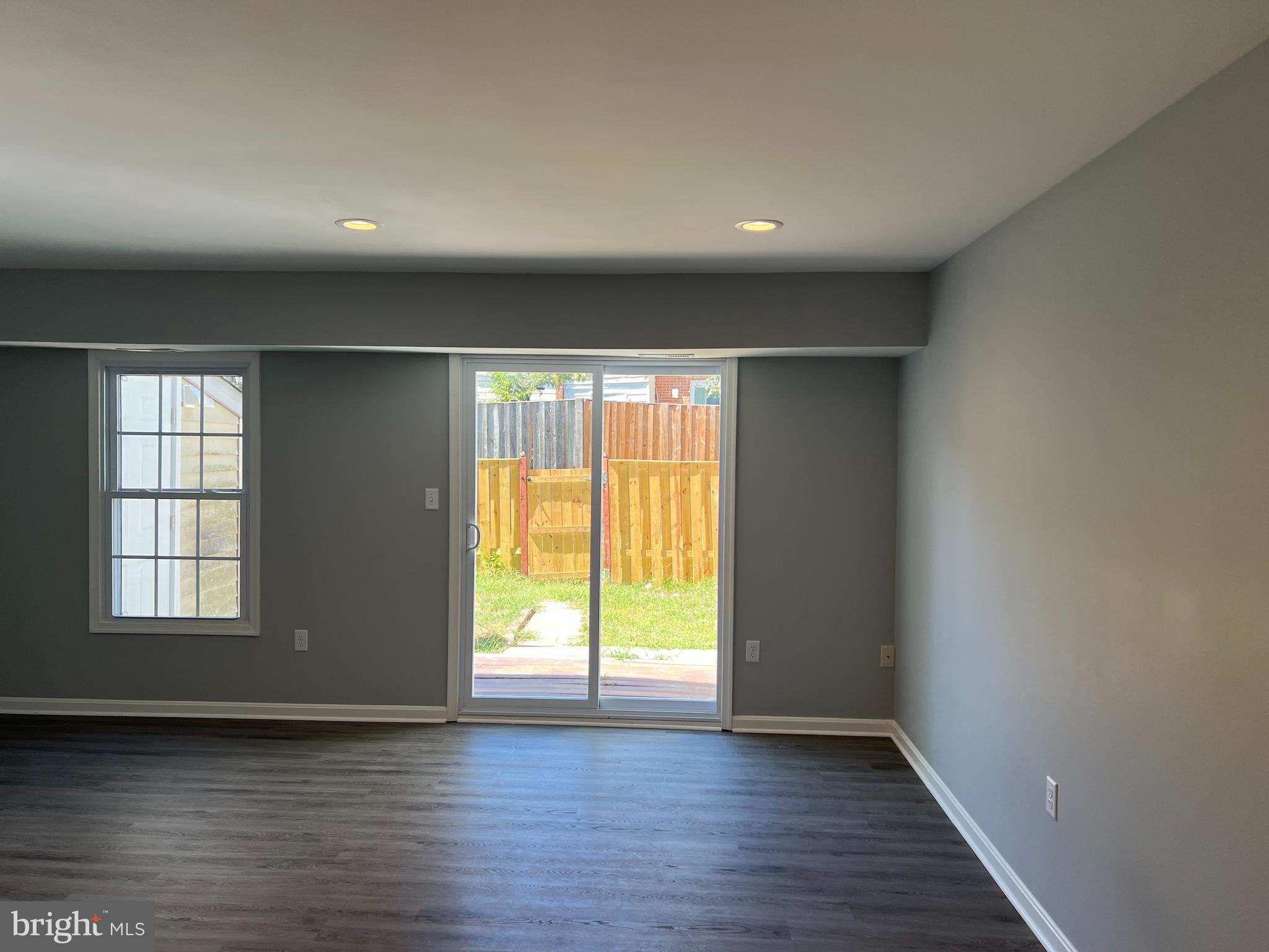 3807 Port Hope Point Triangle, VA 22172 - Photo 3 of 22 a view of empty room with wooden floor and fan