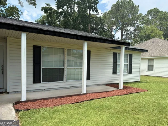 $1,750 | 1108 Sussex Street, St. Marys, GA 31558