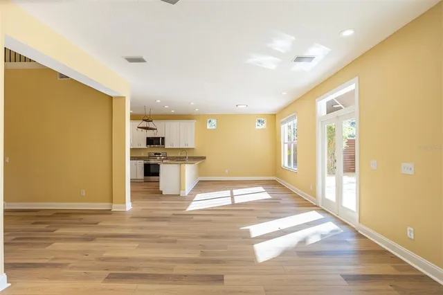 $7,000 | 3204 West Empedrado Street, Tampa, FL 33629