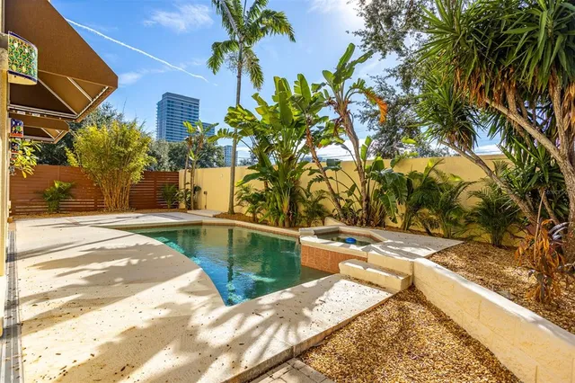 $7,000 | 3204 West Empedrado Street, Tampa, FL 33629