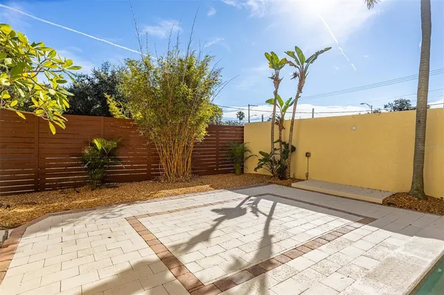 $7,000 | 3204 West Empedrado Street, Tampa, FL 33629