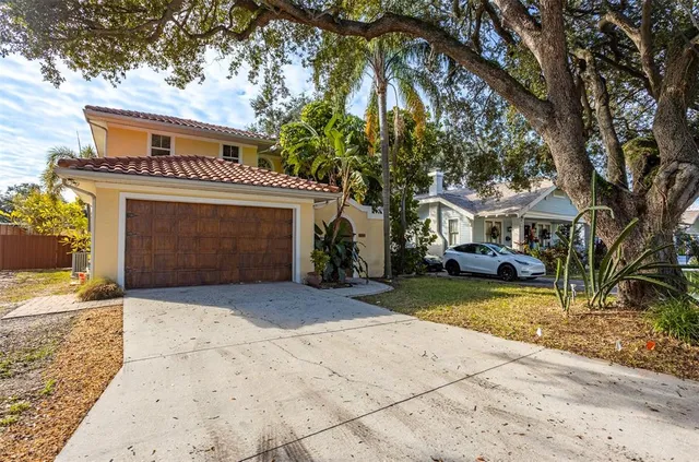 $7,000 | 3204 West Empedrado Street, Tampa, FL 33629