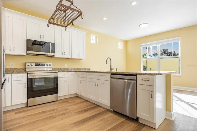 $7,000 | 3204 West Empedrado Street, Tampa, FL 33629