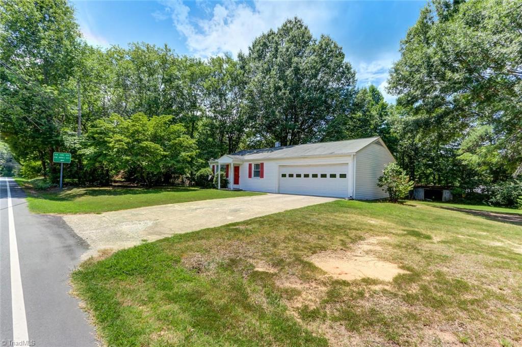 2609 Oak Ridge Road Oak Ridge, NC 27310 - Photo 2 of 30