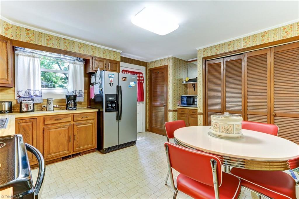 2609 Oak Ridge Road Oak Ridge, NC 27310 - Photo 6 of 30