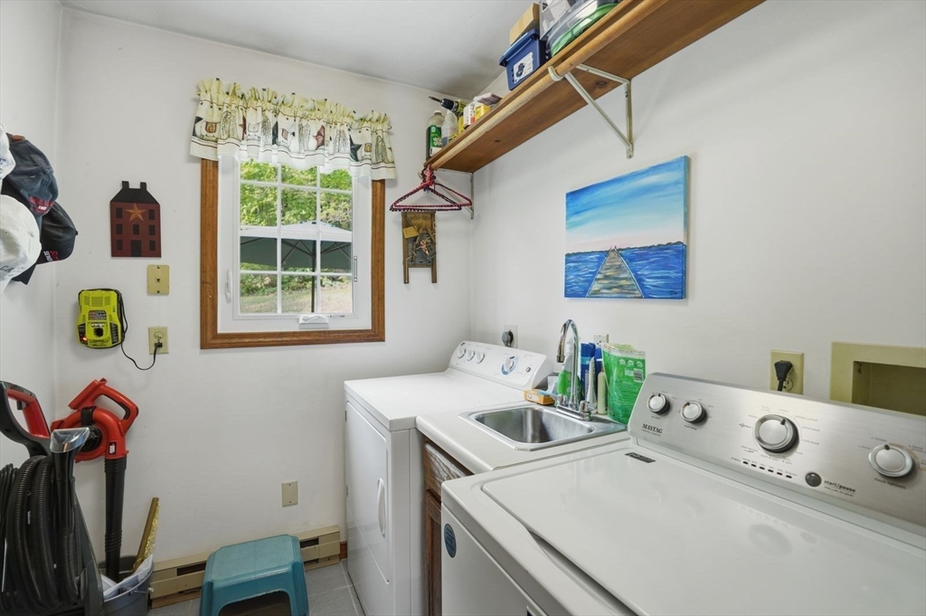 180 Oxford Road Charlton, MA 01507 - Photo 28 of 42
