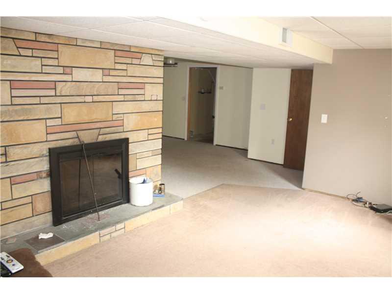 230 Ferncliff Road Rices Landing, PA 15357 - Photo 9 of 11 Family Room.